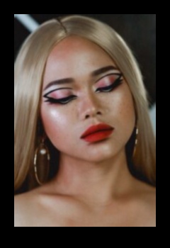 Tendințele luciului de buze Experimentând cu modele geometrice și abstracte 4 Tendințele luciului de buze: Experimentarea cu modele geometrice și abstracte