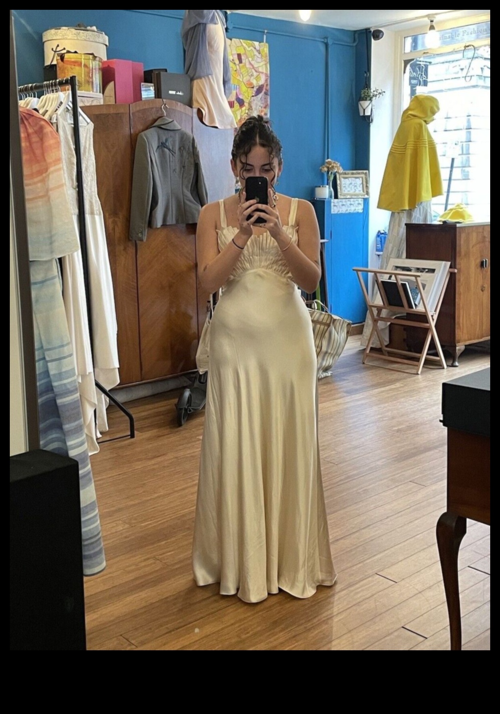 Rochia de mireasă de epocă uimește călătorește în timp în stilul 3 Călătorind în timp în stil: rochii de mireasă de epocă minunate