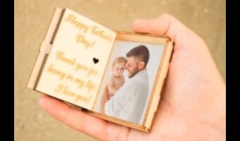 Mementouri melodice: instrumente ca daruri sentimentale